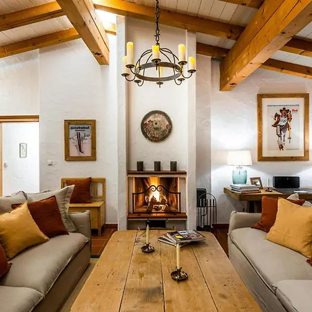 Family Hideout شقة *