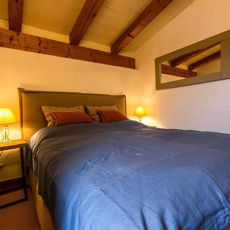 Family Hideout شقة *